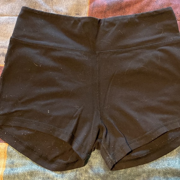 Lululemon and One Tooth shorts - Picture 2 of 9
